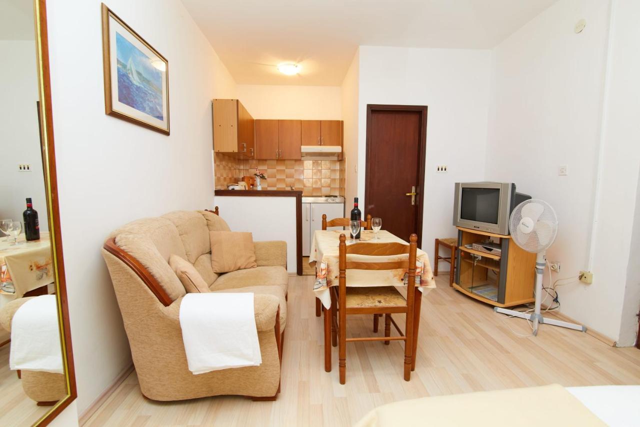 Apartments And Rooms With Parking Space Crikvenica - 19125 Buitenkant foto
