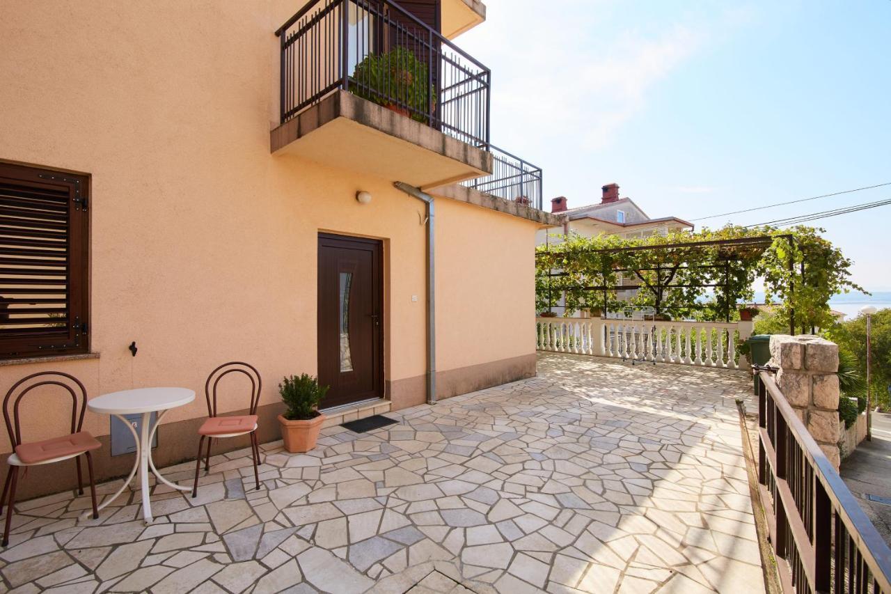 Apartments And Rooms With Parking Space Crikvenica - 19125 Buitenkant foto